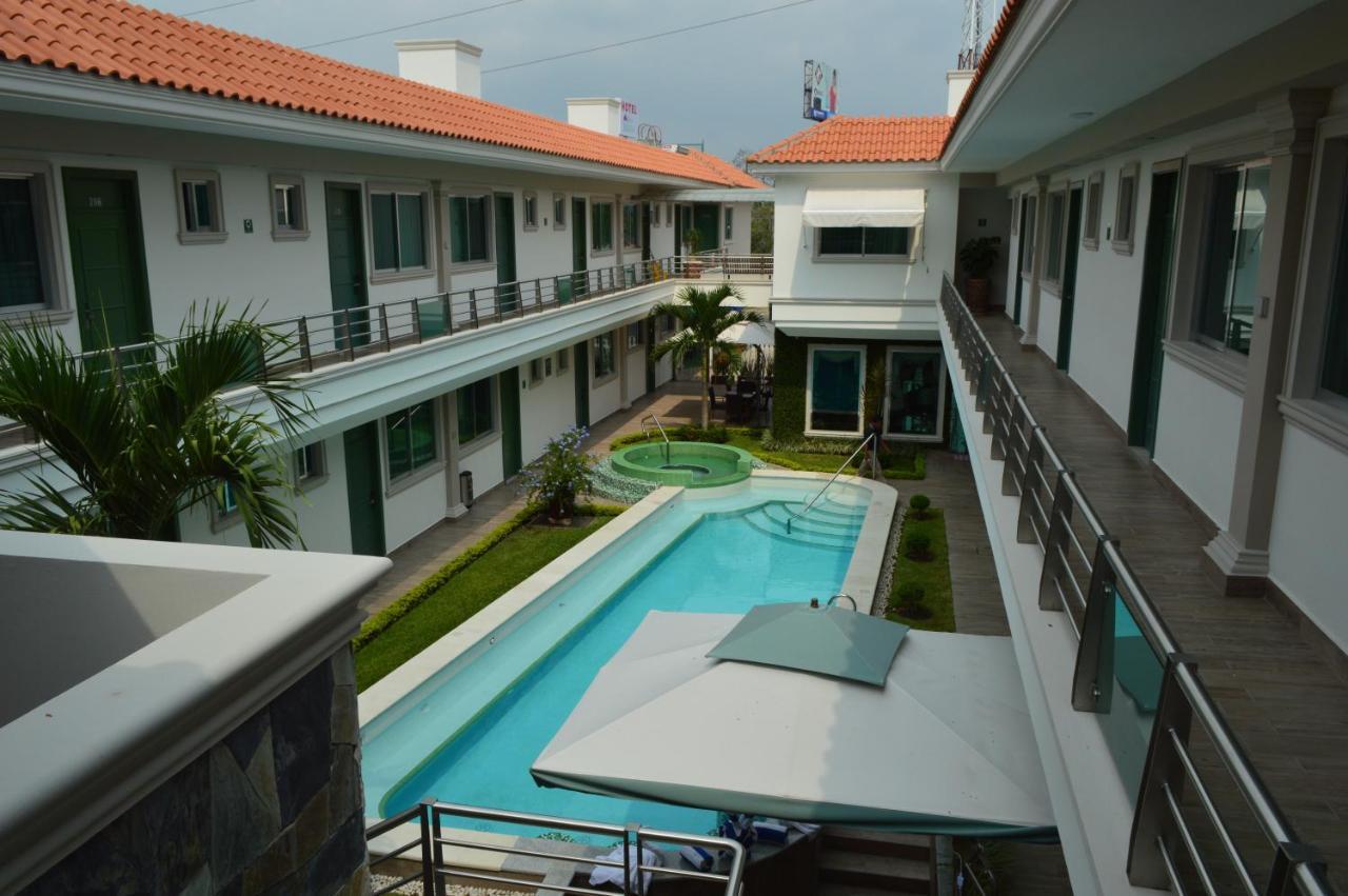 Hotel Villa Magna Poza Rica Exterior foto