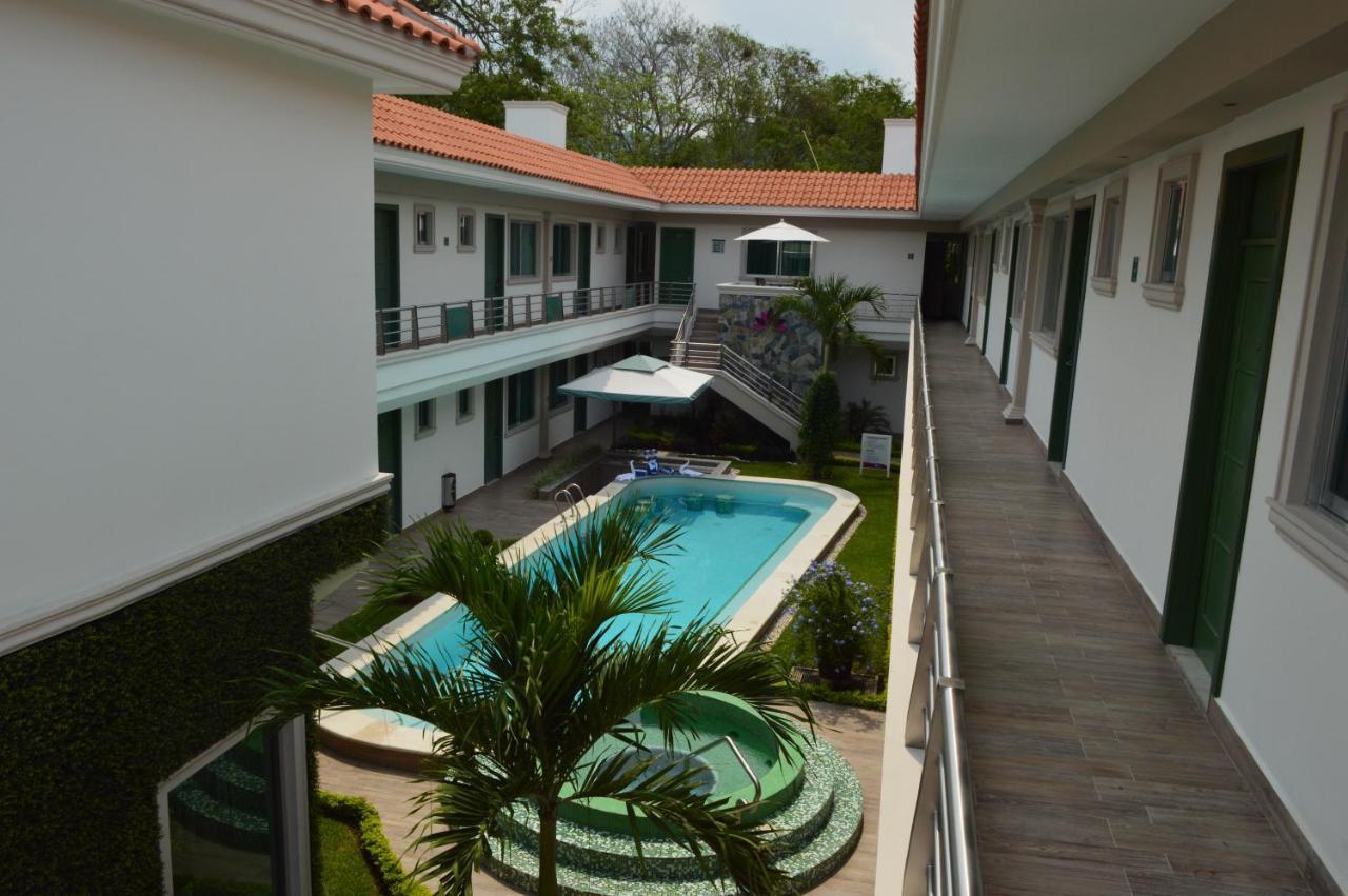Hotel Villa Magna Poza Rica Exterior foto